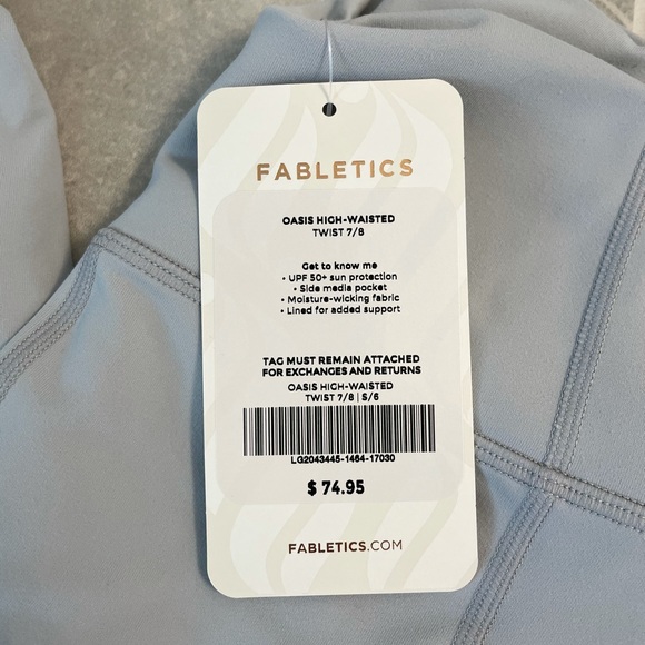 NWT Fabletics Breathe 2-Piece Outfit 💙 - Picture 14 of 15